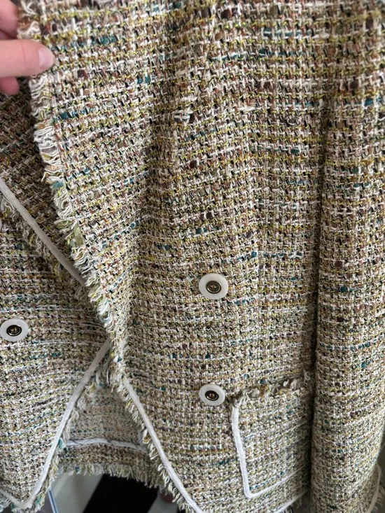 Veronica Beard Multi-Tone Tweed Double-Breasted Blazer with Cream Trim - Picture 3 of 6